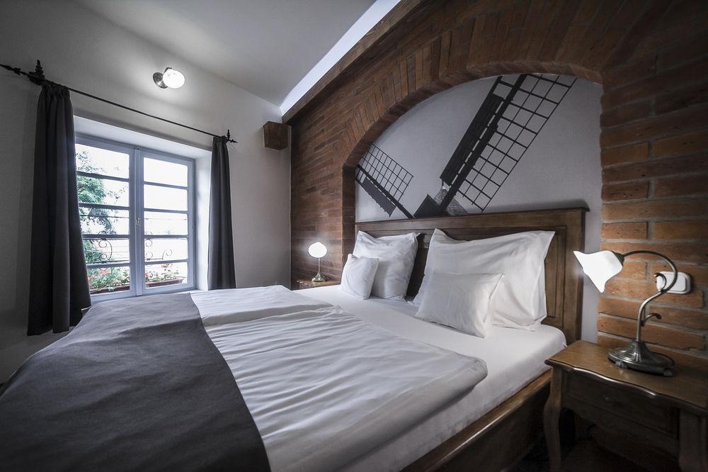 Malom Hotel Debrecen Eksteriør billede